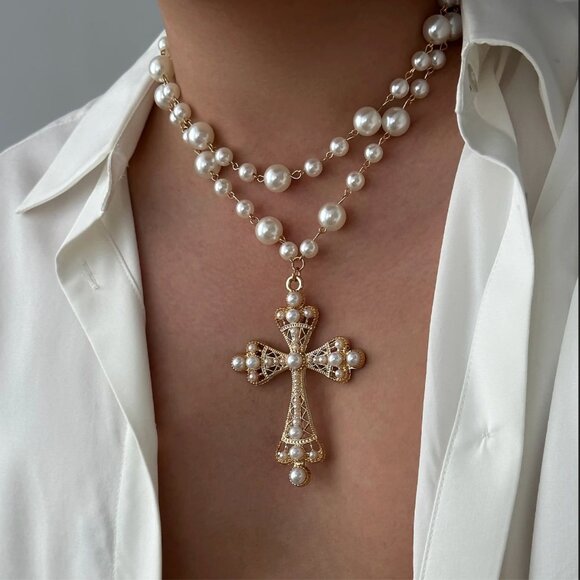 NWT Pearl 2 Pieces Choker  and Cross Pendant Necklace - Picture 8 of 11